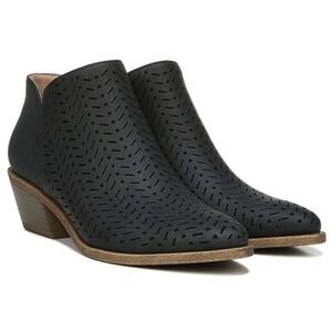 New! LifeStride Payton Ankle Boots